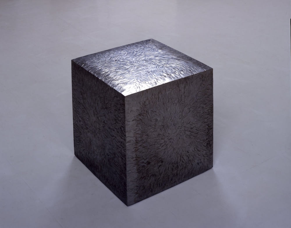 原器-正六面体- , Standard - Regular Hexahedron - , 鉄 , 50.0×50.0×50.0 , 文化庁 所蔵 , 写真 ©️ 山本糾