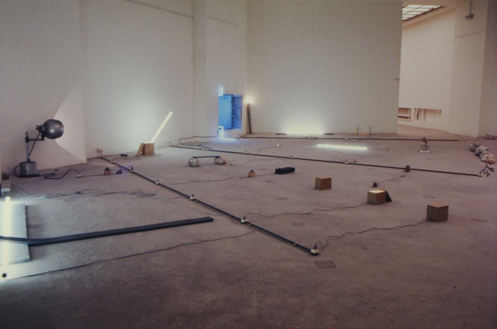 〈関係-エネルギー〉 1972年 ミクストメディア